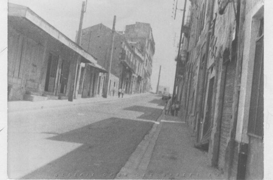 1002 RUE D ORLEANS 00.JPG